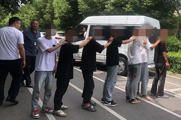 外挂卡盟_买挂卡盟_全网最全辅助卡盟